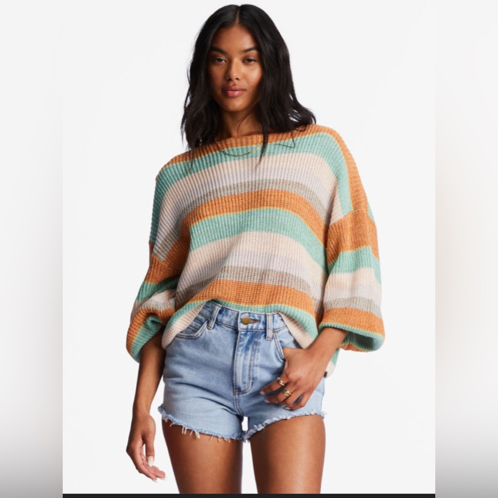 Billabong Striped Knit Sweater perfect condition
